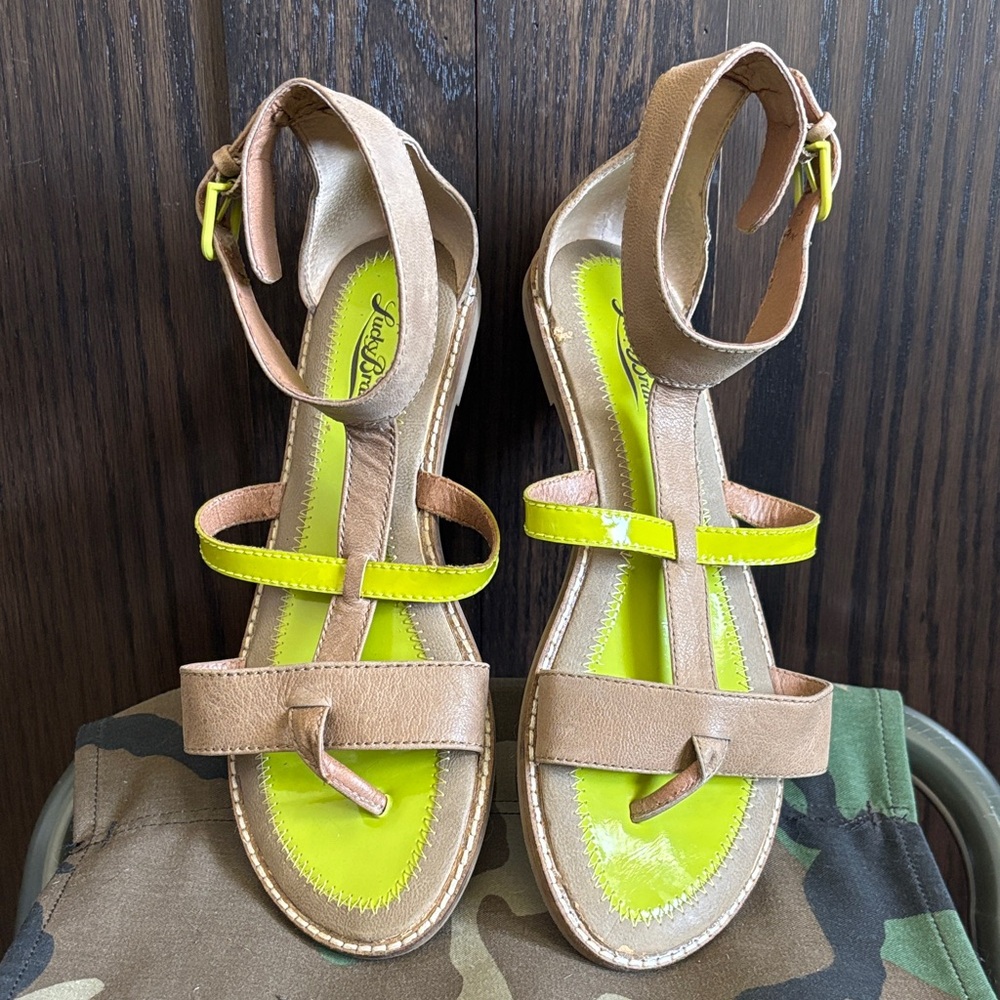 Lucky Brand Tan Sandals with Neon Yellow Straps